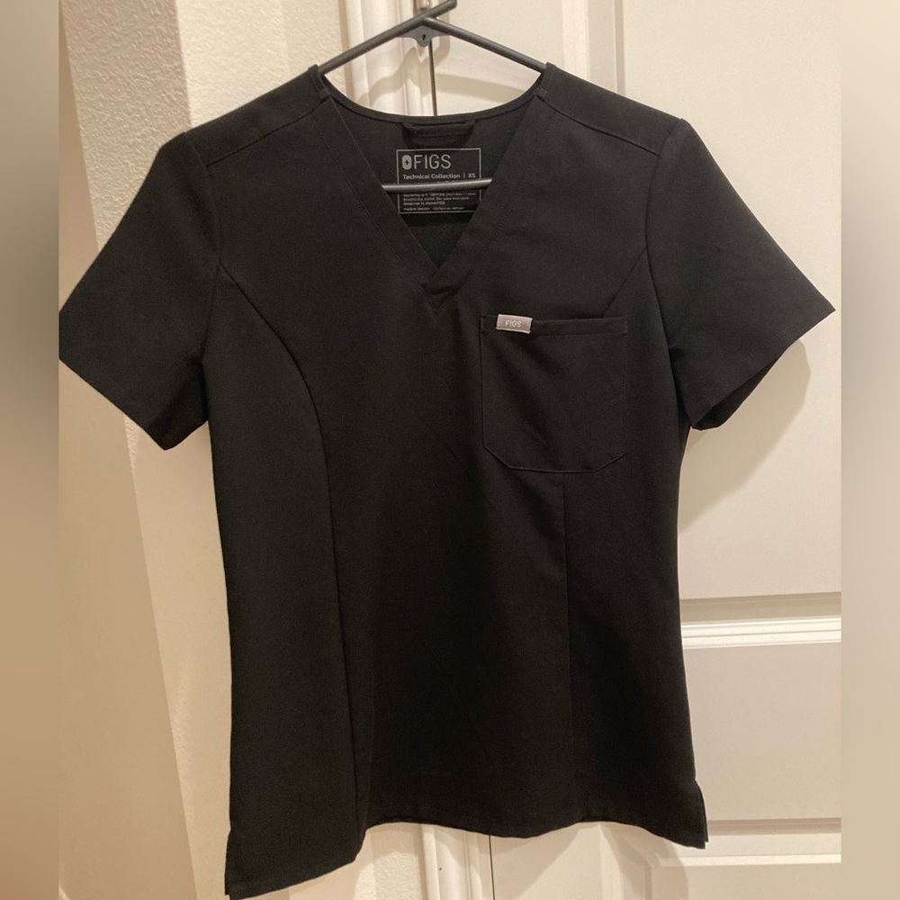 Figs Caterina Slim Fit Scrub Top - XS - Black